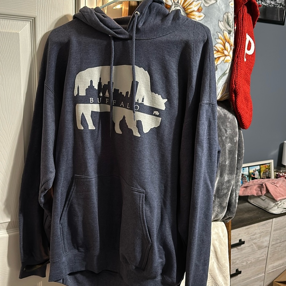 Men’s Buffalo State Sweatshirt